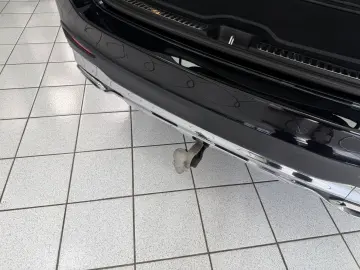 MERCEDES-BENZ GLC 300 e 4M AMG