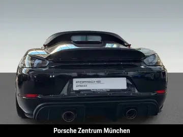 Porsche 718 Spyder RS