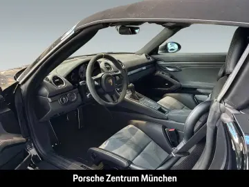 Porsche 718 Spyder RS