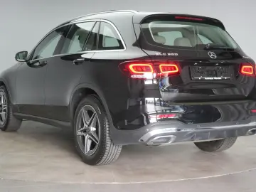 MERCEDES-BENZ GLC 300 4Matic 9G-Tronic AMG
