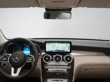 MERCEDES-BENZ GLC 300 4Matic 9G-Tronic AMG