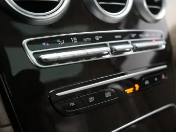 MERCEDES-BENZ GLC 300 4Matic 9G-Tronic AMG
