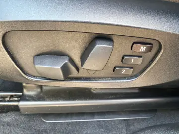 BMW X3 2.0D 185CP 4x4 Head Up Xenon Navi Inc sc