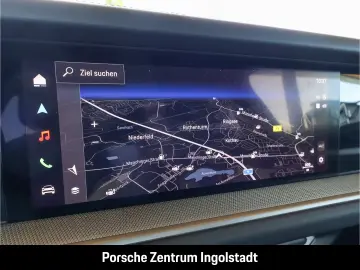 Porsche Cayenne E-Hybrid  Panorama