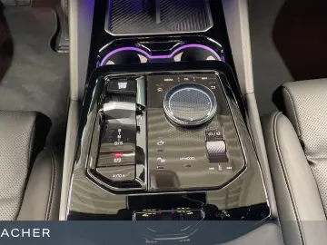 BMW 520i A M-Sport LCPro ACCPro 360  Sitzbelü H&K