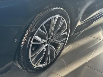 AUDI A5 Lim. 2.0 TFSI edition one  S-Line LED ACC