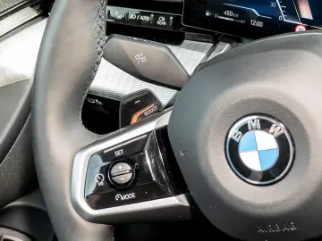 BMW 520i Lim. M Sportpaket AHK Kamera Adapt.LED 1VB