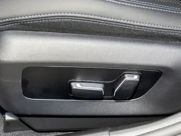 BMW 520i Lim. M Sportpaket AHK Kamera Adapt.LED 1VB