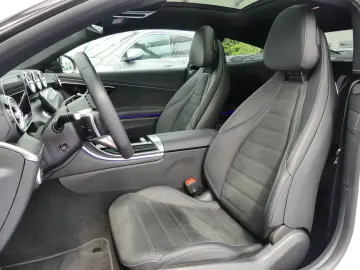 Mercedes-Benz CLE 300 AMG 4M Coupé  Panorama