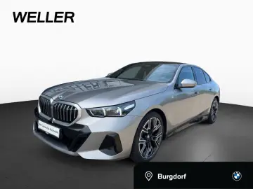 BMW 520d Lim.M Sport Pano AdpLED H K PA  DA  LivePro