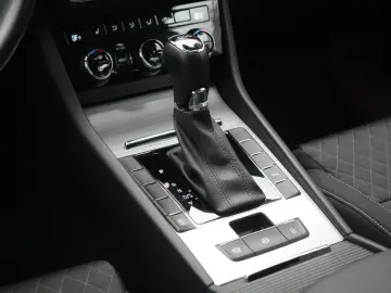 SKODA Superb Combi Ambition DSG