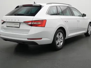 SKODA Superb Combi Ambition DSG