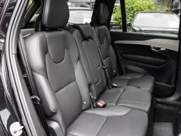 VOLVO XC90 T8 AWD Plus Bright NP 96.740 -  PANO HUD 21