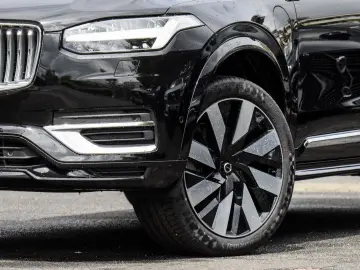 VOLVO XC90 T8 AWD Plus Bright NP 96.740 -  PANO HUD 21