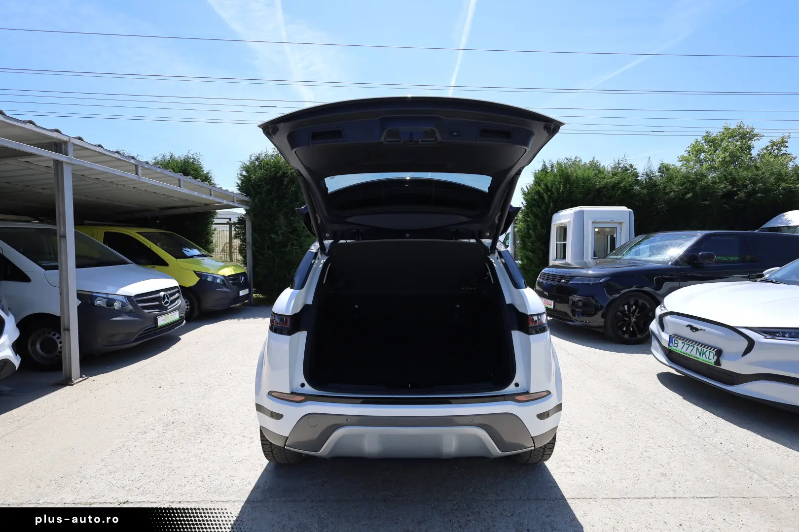 Land Rover Range Rover Evoque 2.0 D R-Dynamic MHEV 4x4