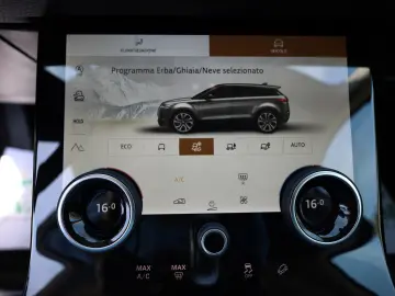 Land Rover Range Rover Evoque 2.0 D R-Dynamic MHEV 4x4