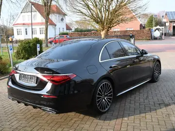 MERCEDES-BENZ S 400 d 4Matic   HUD 360  AMG NIGHT