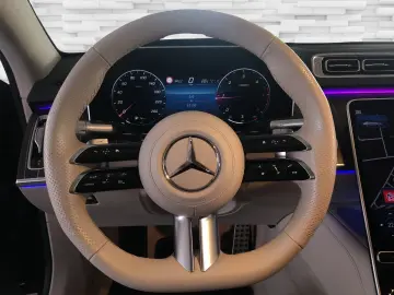 MERCEDES-BENZ S 400 d 4M L AMG Night Distr Pano Soun…