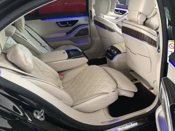 MERCEDES-BENZ S 400 d 4M L AMG Night Distr Pano Soun…