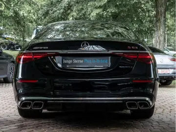 MERCEDES-BENZ S 63 AMG E Performance L Pano Burm HE-…