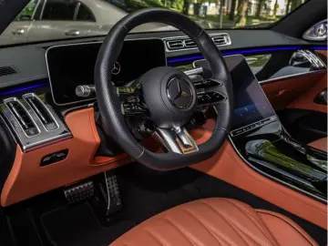 MERCEDES-BENZ S 63 AMG E Performance L Pano Burm HE-…