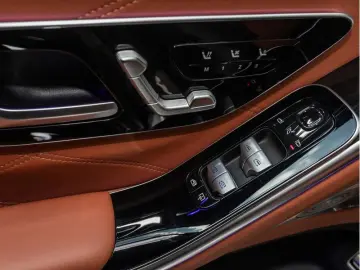 MERCEDES-BENZ S 63 AMG E Performance L Pano Burm HE-…