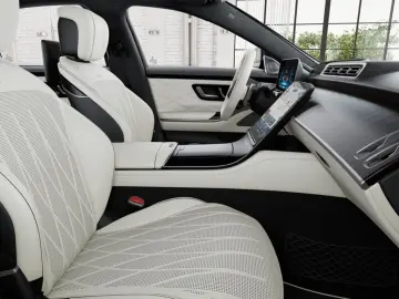 MERCEDES-BENZ S 63 AMG E Performance LUFTF. PANO BUR&hellip;