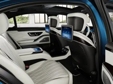 MERCEDES-BENZ S 63 AMG E Performance LUFTF. PANO BUR&hellip;