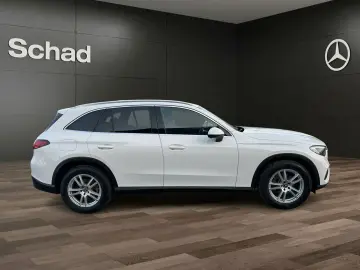 MERCEDES-BENZ GLC 220 d 4M AVANTGARDE  NAVI AHK DIST…