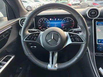 MERCEDES-BENZ GLC 220 d 4M AVANTGARDE  NAVI AHK DIST…