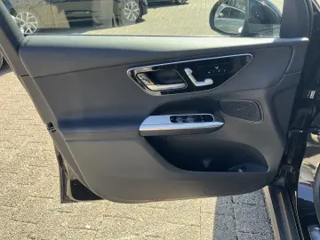 MERCEDES-BENZ GLC 220d 4M Avantgarde 360  AHK Fahras…