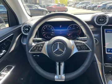 MERCEDES-BENZ GLC 220d 4M Avantgarde 360  AHK Fahras…
