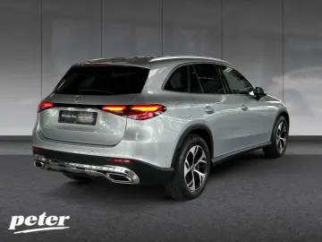 MERCEDES-BENZ GLC 220 d 4M Avantgarde Plus LED Panor…