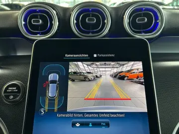 MERCEDES-BENZ GLC 220 d 4M Avantgarde Plus LED Panor…