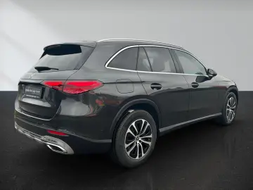 MERCEDES-BENZ GLC 220 d 4M Avantgarde Pano Memory Kamera LED