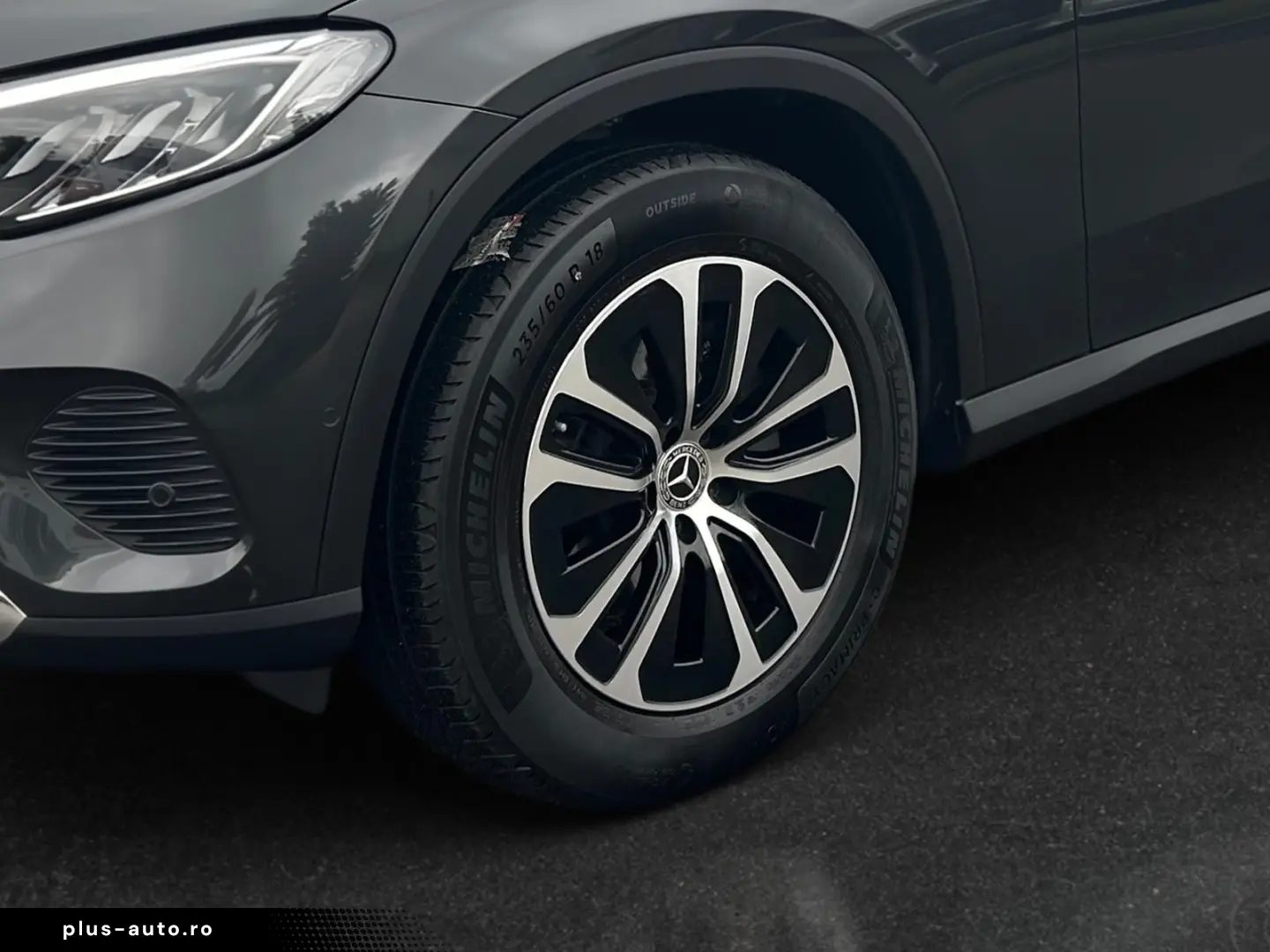 MERCEDES-BENZ GLC 220 d 4M Avantgarde Pano Memory Kamera LED