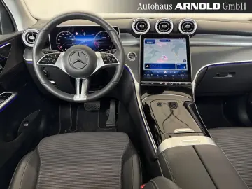 MERCEDES-BENZ GLC 220 d 4M Avantgarde PanoD. AHK el-&hellip;