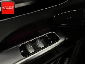 MERCEDES-BENZ C 300 AMG NIGHT DIGITAL-LIGHT MEMORY M…