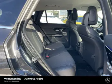 MERCEDES-BENZ GLC 300 de 4M Avantgarde Distr AHK Bur…