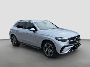 MERCEDES-BENZ GLC 300 d 4MATIC AMG Line DIGITAL LIGH…