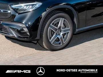 MERCEDES-BENZ GLC 300 d 4M AMG MBUX KEYLESS-GO NAVI …