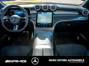 MERCEDES-BENZ GLC 300 d 4M AMG MBUX KEYLESS-GO NAVI …