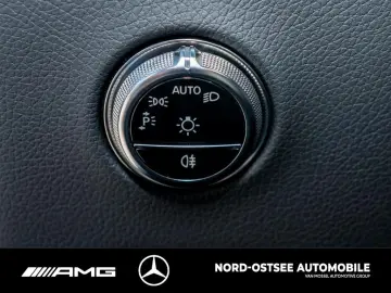MERCEDES-BENZ GLC 300 d 4M AMG MBUX KEYLESS-GO NAVI …