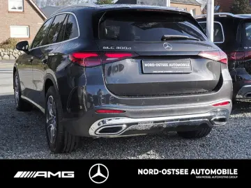 MERCEDES-BENZ GLC 300 d 4M AMG MBUX KLIMA KEYLESS-GO