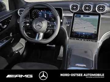 MERCEDES-BENZ GLC 300 d 4M AMG MBUX KLIMA KEYLESS-GO