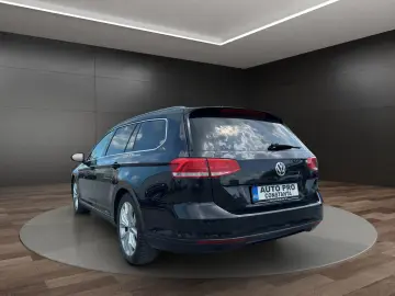 VW Passat - Garantie! Km. certificati! Rate fara avans!