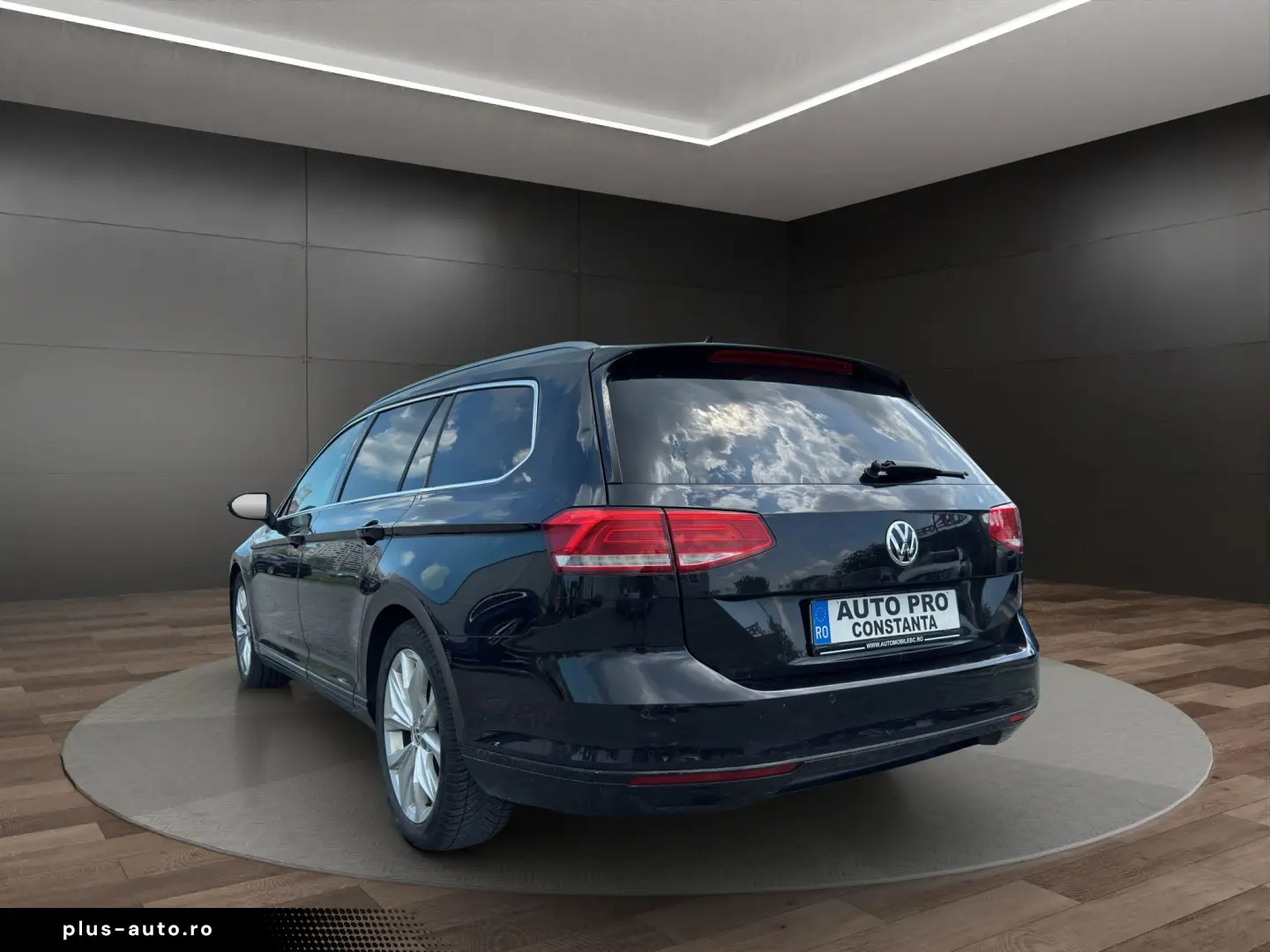 VW Passat - Garantie! Km. certificati! Rate fara avans!
