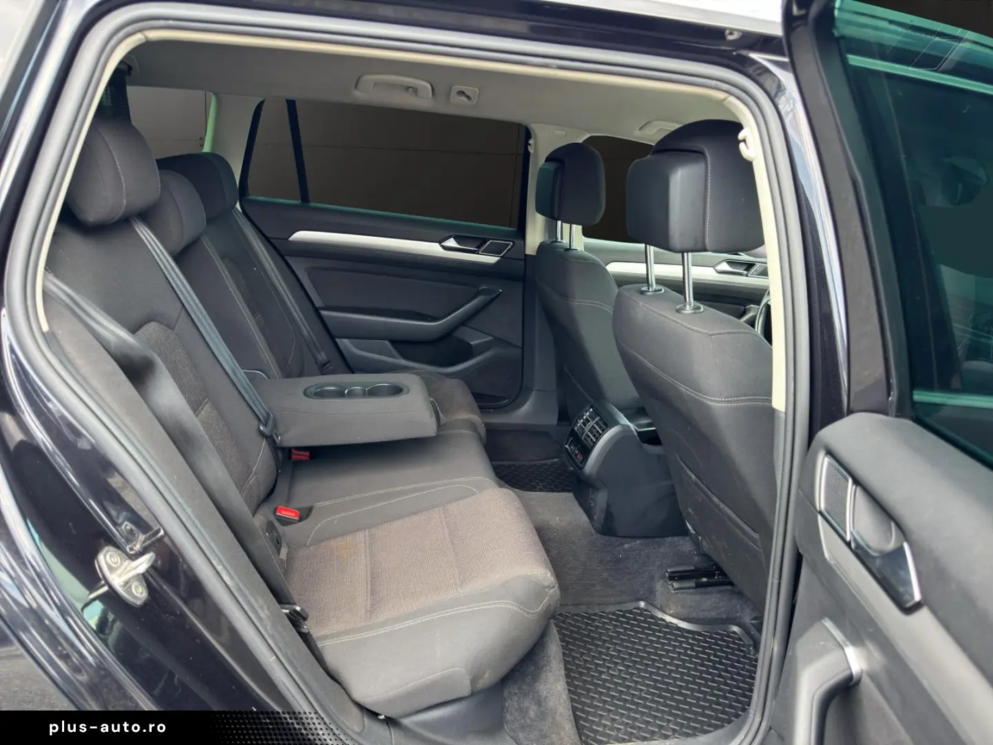 VW Passat - Garantie! Km. certificati! Rate fara avans!