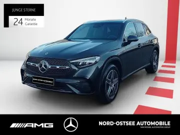 MERCEDES-BENZ GLC 300 d 4M AMG AHK SHZ KLIMA KEYLESS-GO