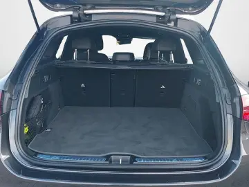 MERCEDES-BENZ GLC 300 d 4M AMG AHK SHZ KLIMA KEYLESS-GO